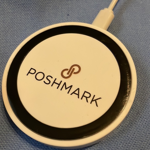 New Poshmark Wireless Charger Pad - Picture 3 of 4